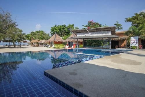 สบาย เบย์ รีสอร์ท (Sabaii Bay Resort)0