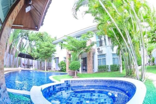 ตำหนัก บีช เฮาส์ (Tamnak Beach House)0
