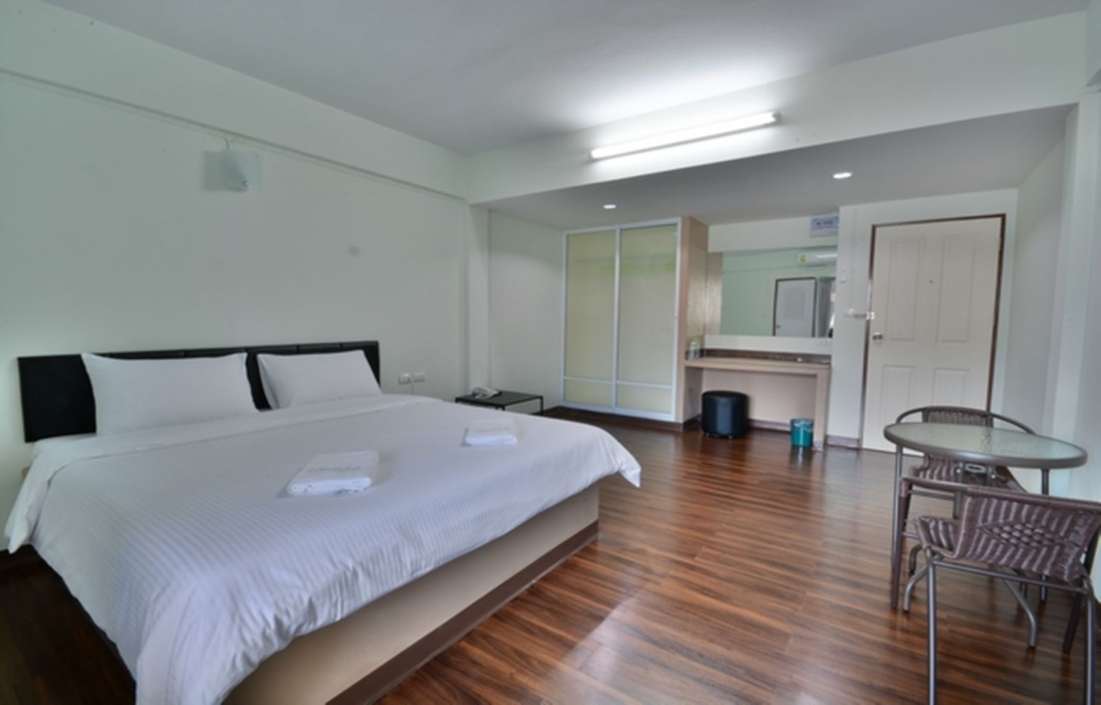 เดอะ เบลส เรสซิเดนซ์ (The Bless Residence)3