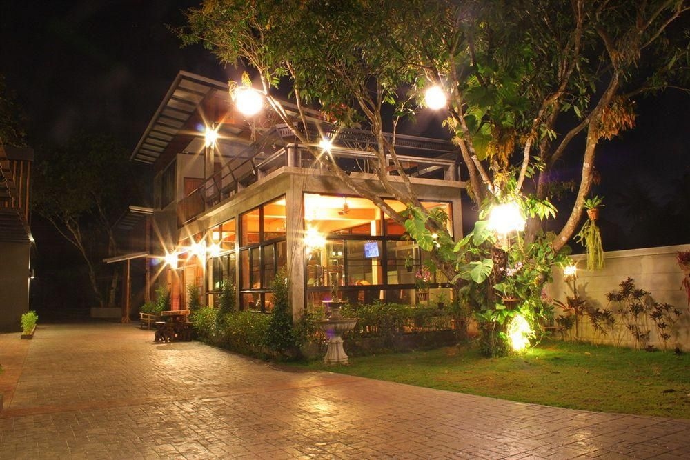 The B&M Boutique Villa and Cuisine4