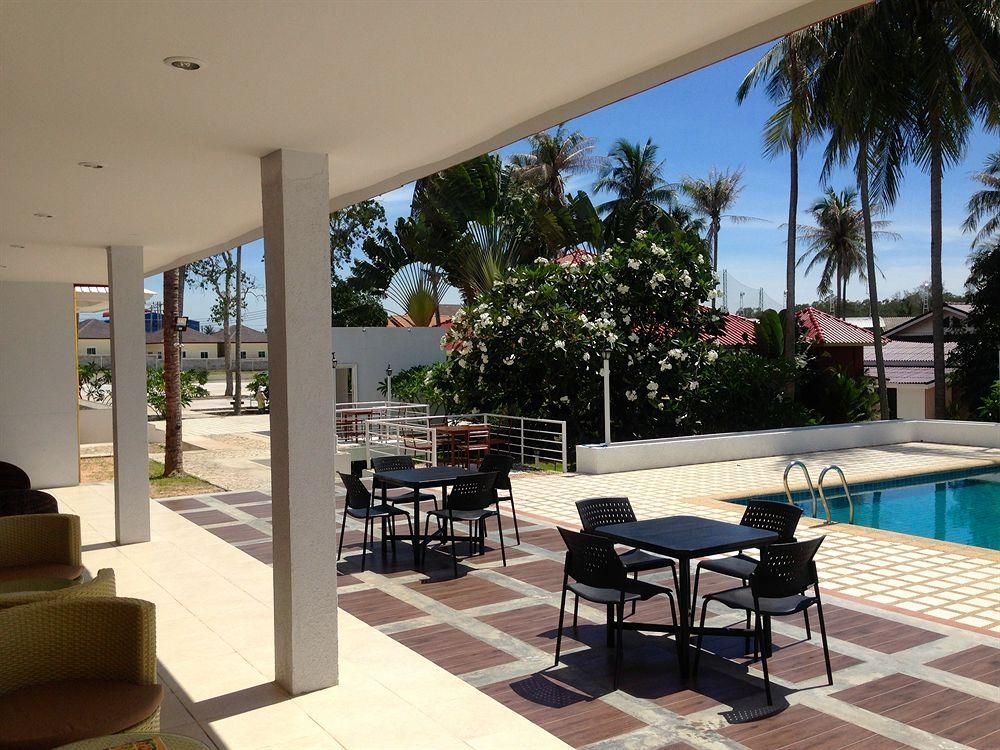 สุวรรณ ไดร์ฟวิ่ง แรงค์ แอนด์ รีสอร์ท (Suwan Driving Range and Resort)1