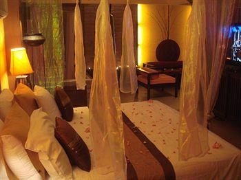 Room Club Hotel2
