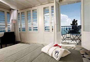 La Villa Bleue1