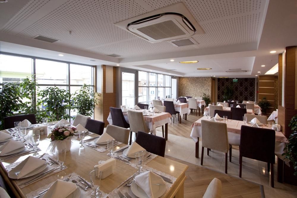 Mirel Hotel1
