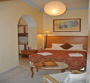 The Byzas Hotel - Guest House1