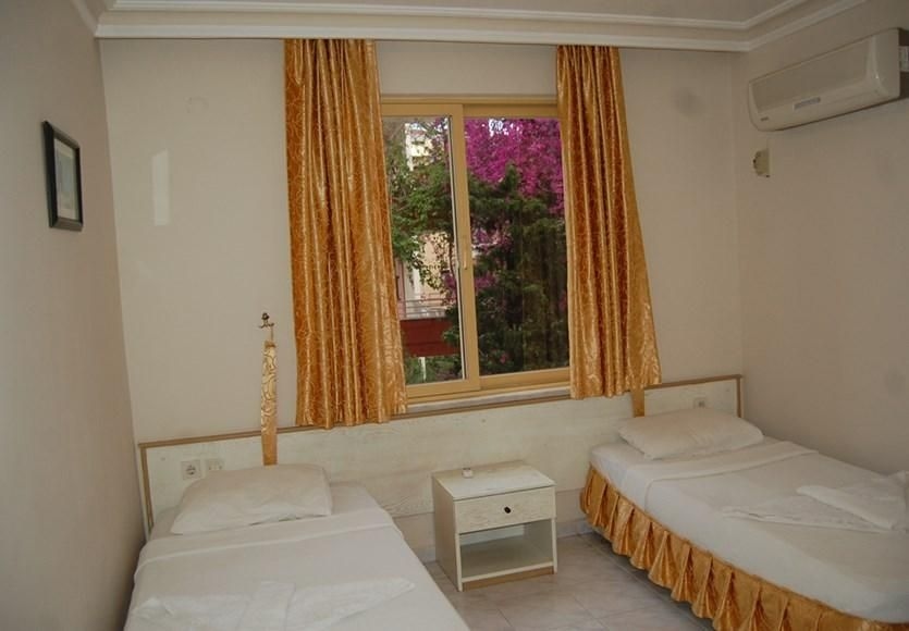 Blue Dream Hotel4