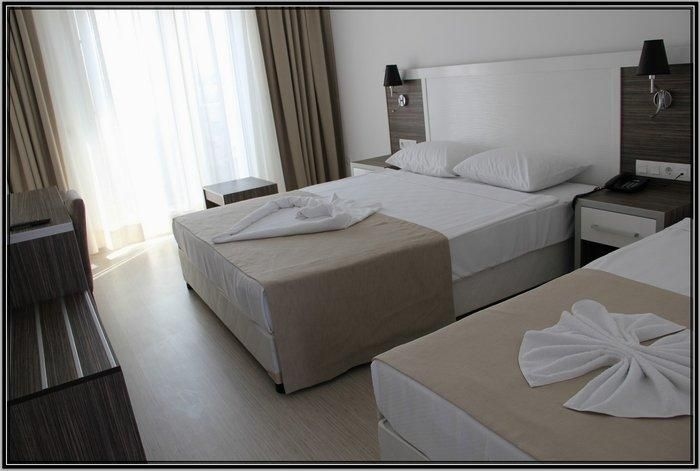 Shark Club Hotel4