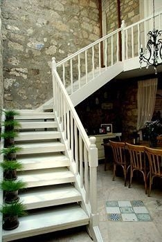 Tashan Alacati1