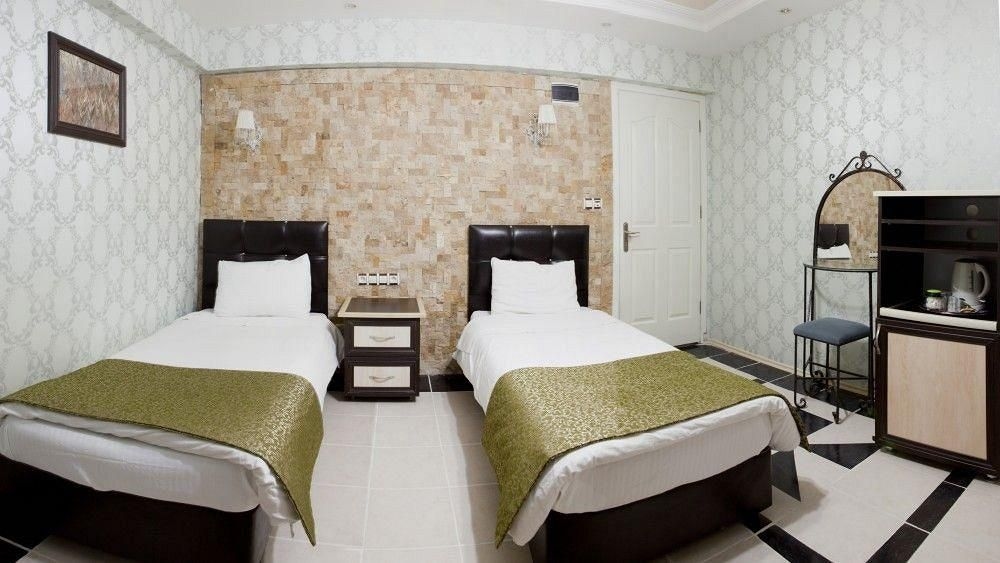 Melrose House Hotel3