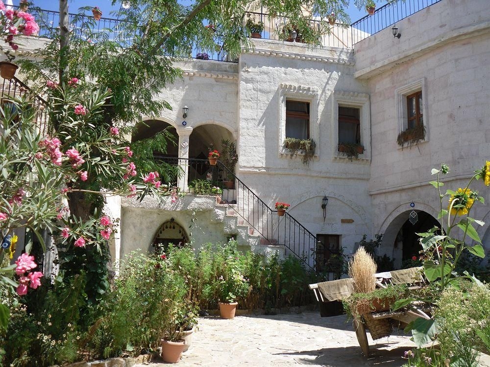 Caravanserai Cave Hotel1