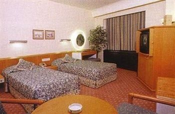 Park Royal Hotel3