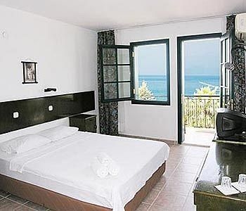Mr Happy's-Liman Hotel3