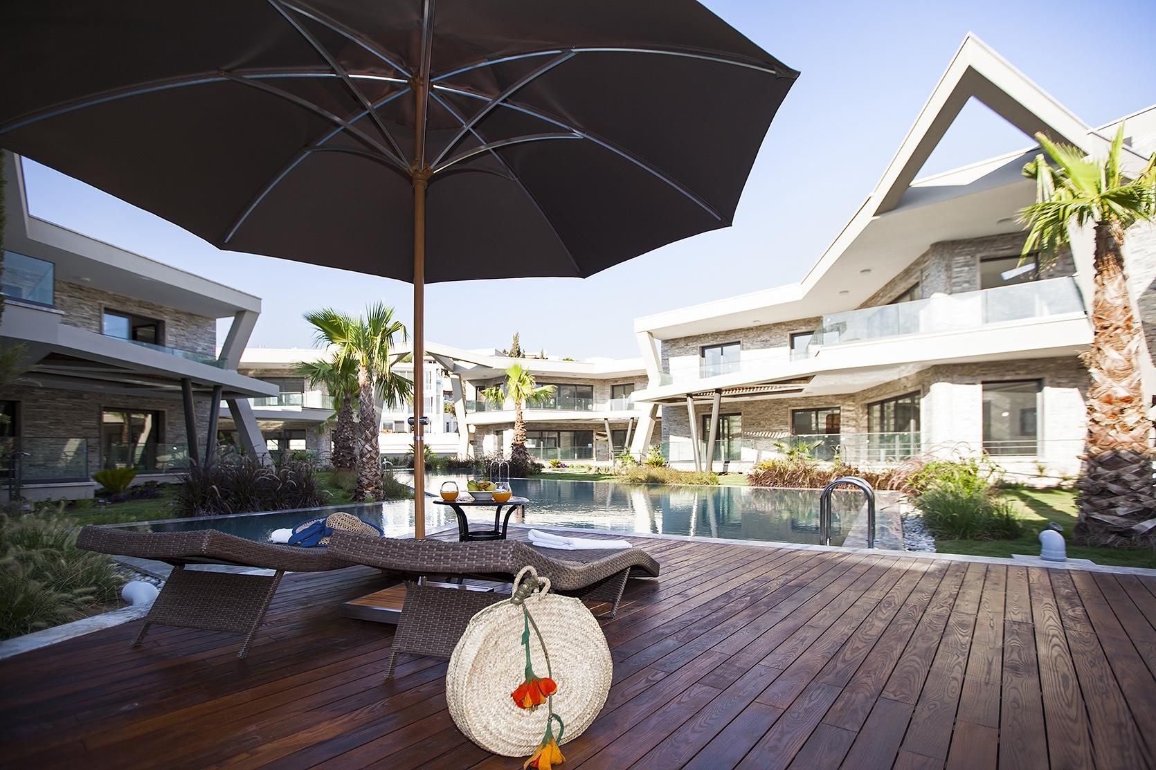 Retron Residence0
