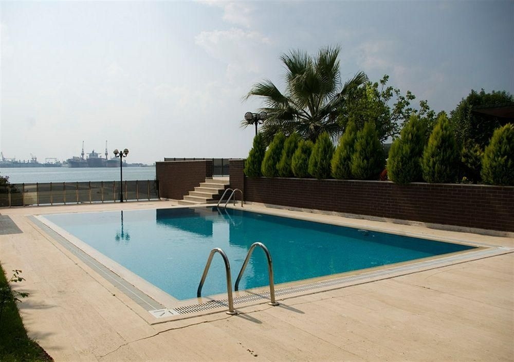 Blue Marine Hotel1