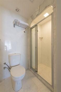 Kostem Hotel1