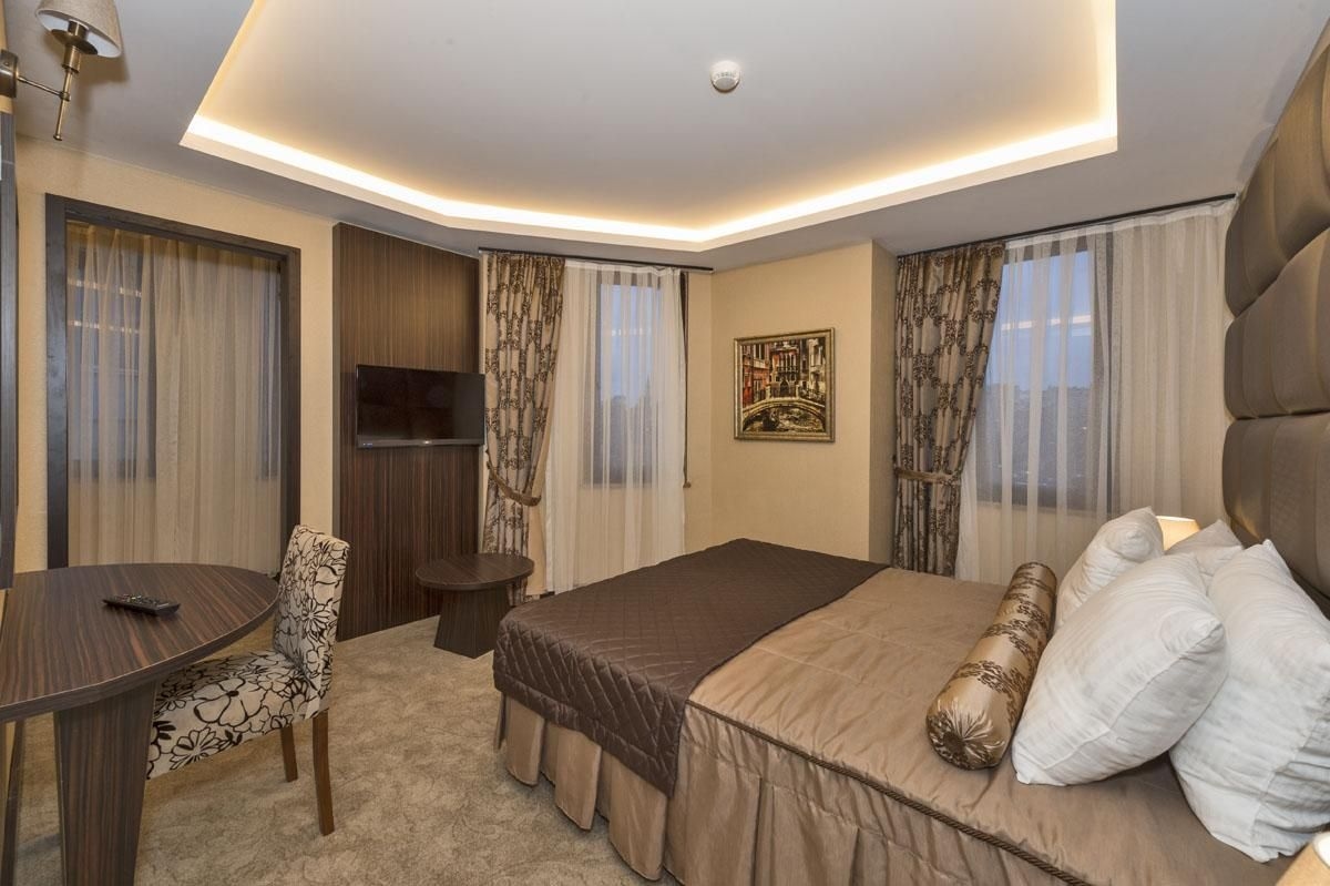 Hotel Romeo3