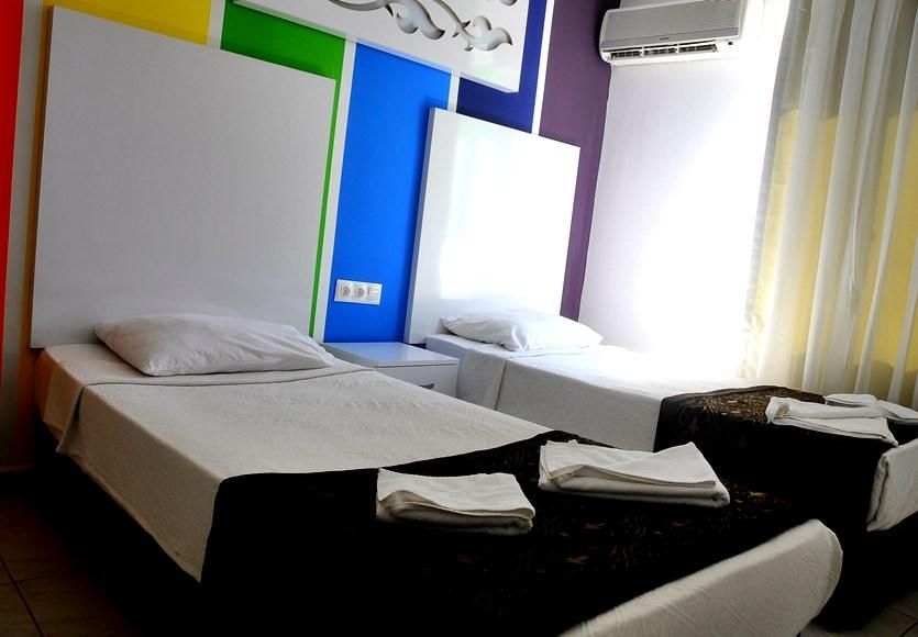 Rainbow Castle Hotel4