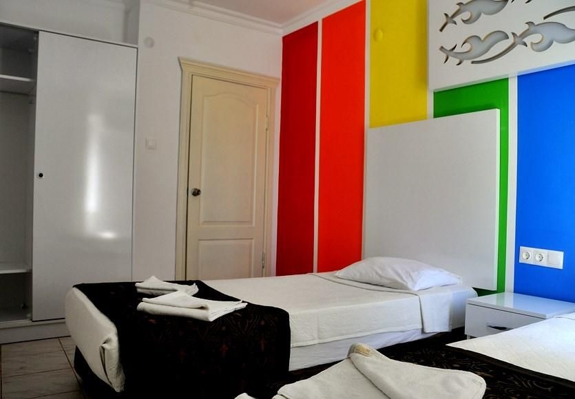 Rainbow Castle Hotel1