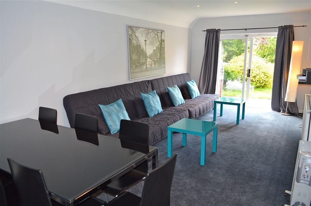 Edinburgh Caledonian Guest House4