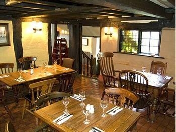 The Whyte Harte Hotel - Inn1