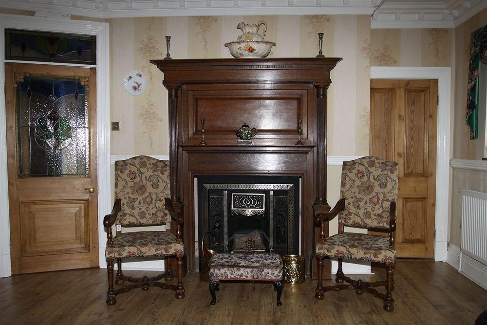 Llwyn Hall Country House1