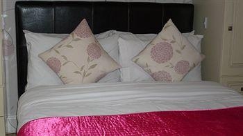 The Ridings Guest House3