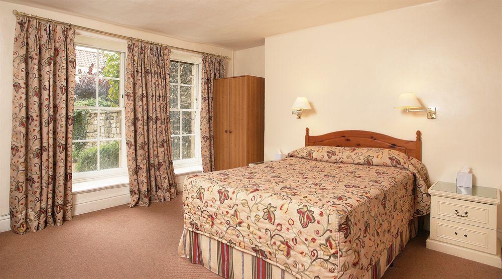 Edgar Townhouse2