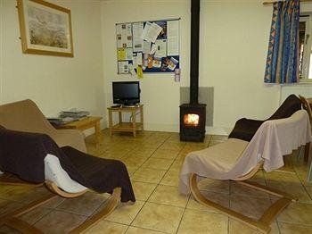 Palace Farm Hostel & Campsite2