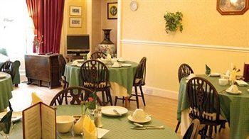 Grosvenor Gardens Hotel1
