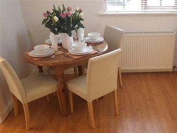 Ladyknowe Apartment2
