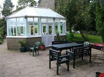 Elm Crest Guest House1