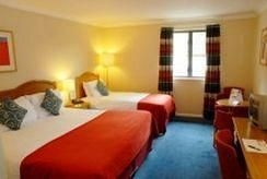 Witney Four Pillars Oxford Hotel4