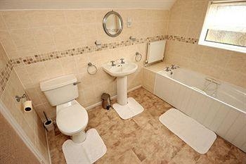 Belle-Vue Apartments4