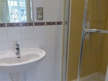 Avonlea House - B&B2