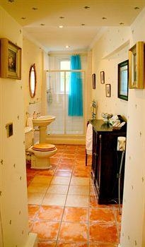 The Victorian Town House3