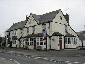 The Coach & Horses Inn3