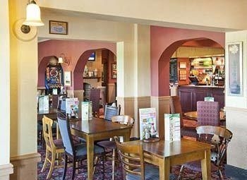Bridge Inn Yatton1