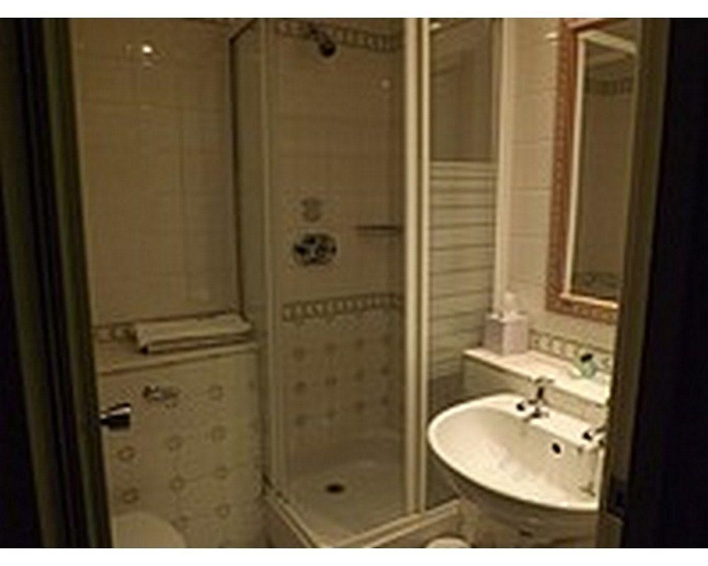 Upper Reaches Hotel4