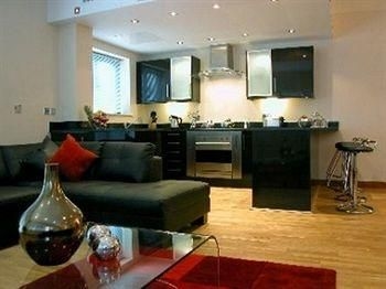 Meridian Apartments - Southend3