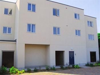 Meridian Apartments - Southend0