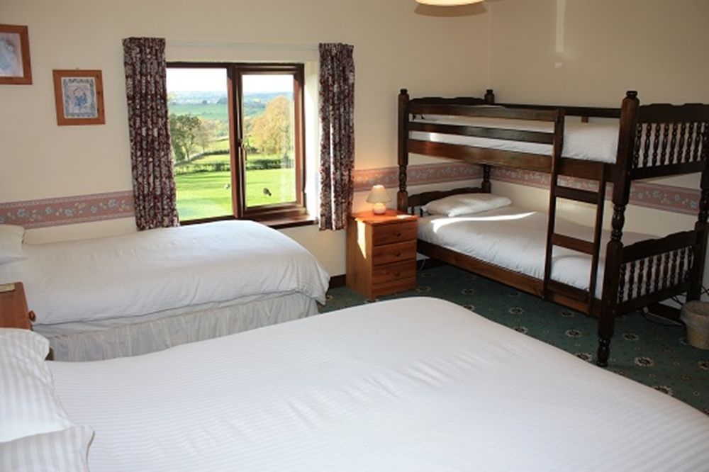 Shawgate Farm Guest House4