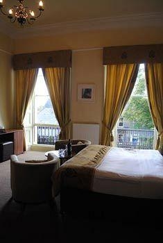 The Salisbury Hotel3