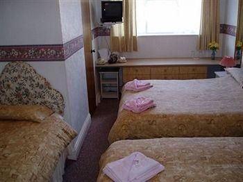 Moorings Hotel4