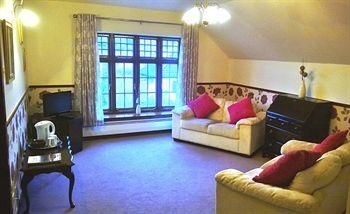 Seafield Lodge Hotel3