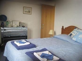 Cames Mead B&B & Meare Green Farm2