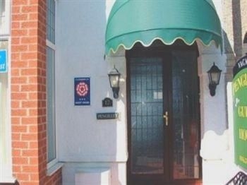 Pengilley Guest House3