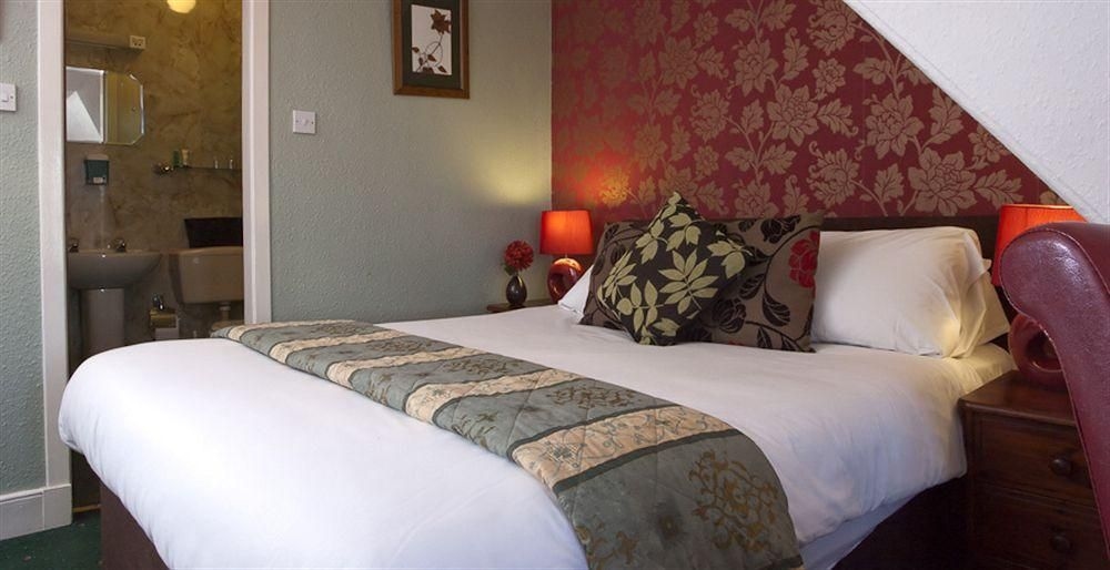 Royston Guest House3