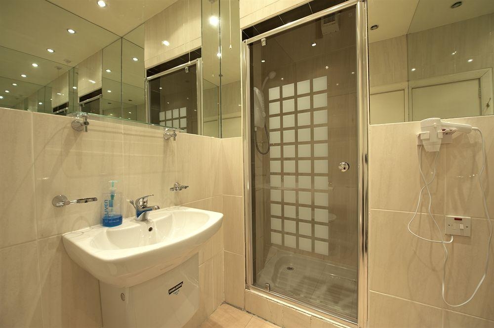 McGregors Guest House3