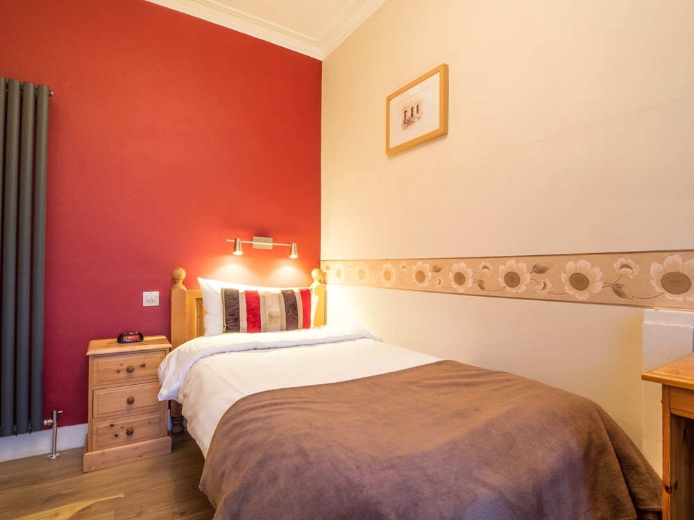 Dene Guest House3