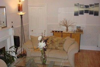 Dalmore Lodge Guest House4